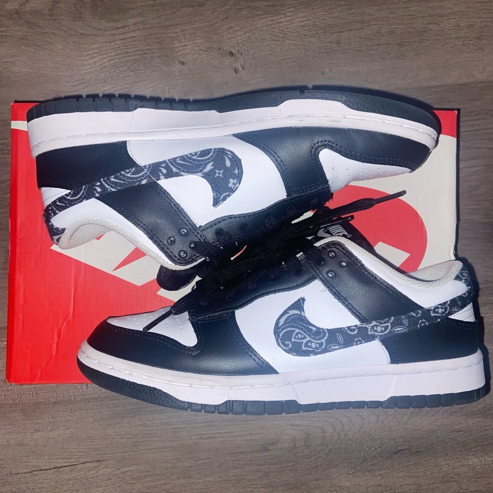 Paisley Nike dunk low.